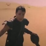 《奥德赛》片段泄露 演员艾略特被嘲跑得像女孩